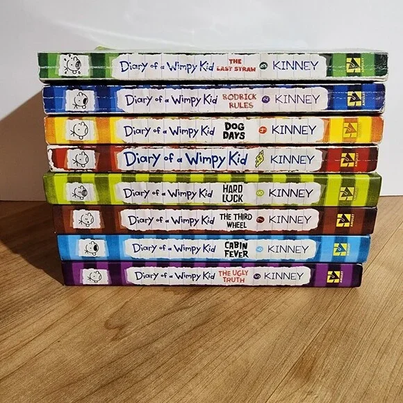 DIARY OF A WIMPY KID BOOK LOT 4 HARDCOVER 4 SOFTCOVER - Picture 3 of 6